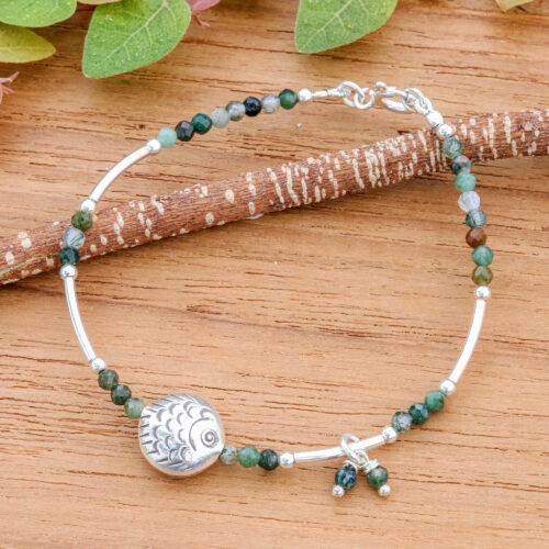 Thai Moss Agate Beaded Bracelet with Fish-Themed Pendant, 'Floating Fish in Green'