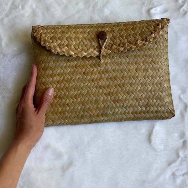 Gift Set of Handwoven Pouch and Canting Wax and Dye Tool, Handwoven Natural Bag, Gift for Her Gift Set of Handwoven Pouch and Canting Wax and Dye Tool, Handwoven Natural Bag, Gift for Her