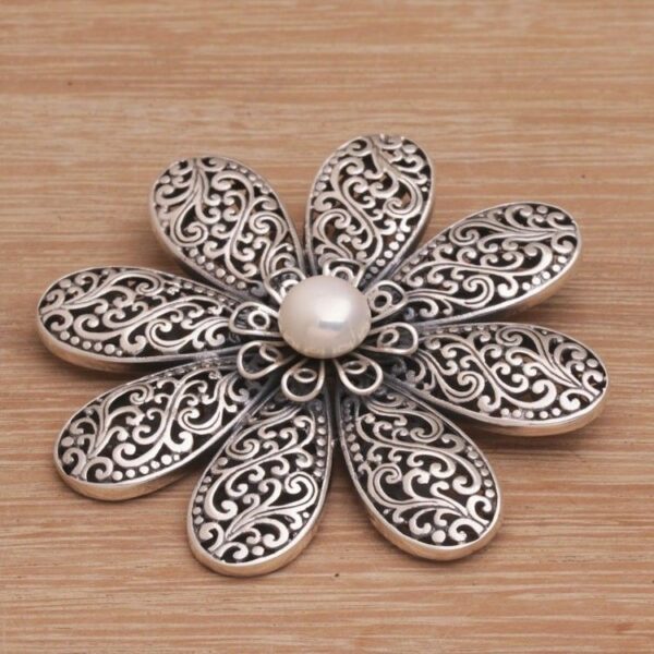 Handmade 925 Sterling Silver Cultured Pearl Floral Brooch 'Starlight Flower' Handmade 925 Sterling Silver Cultured Pearl Floral Brooch 'Starlight Flower'