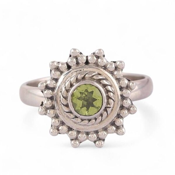 Polished Sun-Themed Natural Peridot Cocktail Ring from India 'Lucky Spring' Polished Sun-Themed Natural Peridot Cocktail Ring from India 'Lucky Spring'